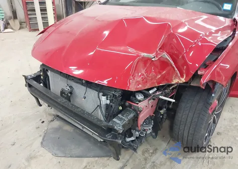 2025 Volkswagen Jetta Gli 2.0T Autobahn z USA, uszkodzony, nr VIN 3VW2T7BUXSM012775